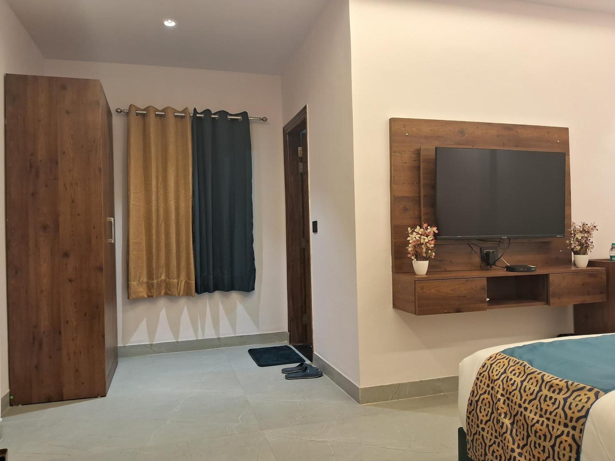 Emerald Suites Greater Noida Cameră foto
