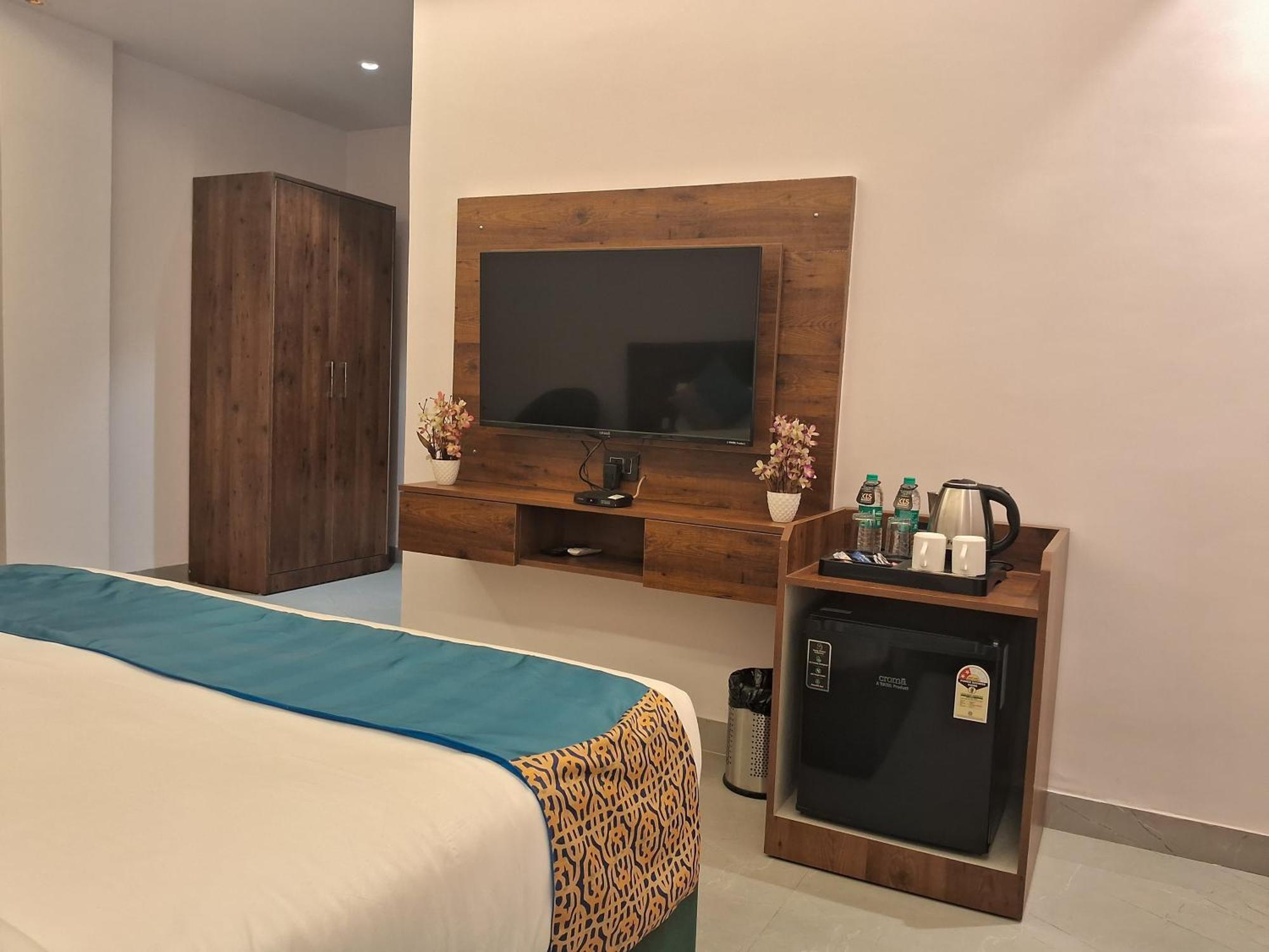 Emerald Suites Greater Noida Cameră foto