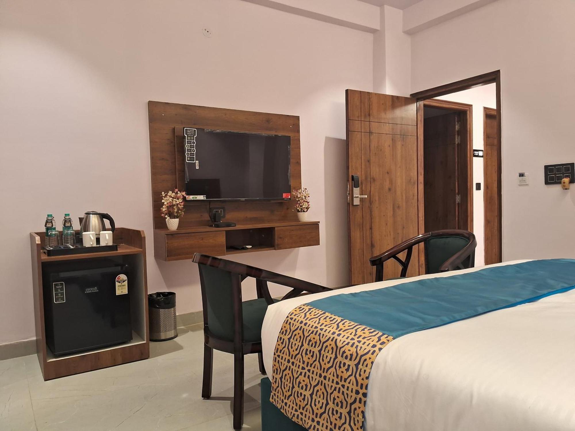 Emerald Suites Greater Noida Cameră foto
